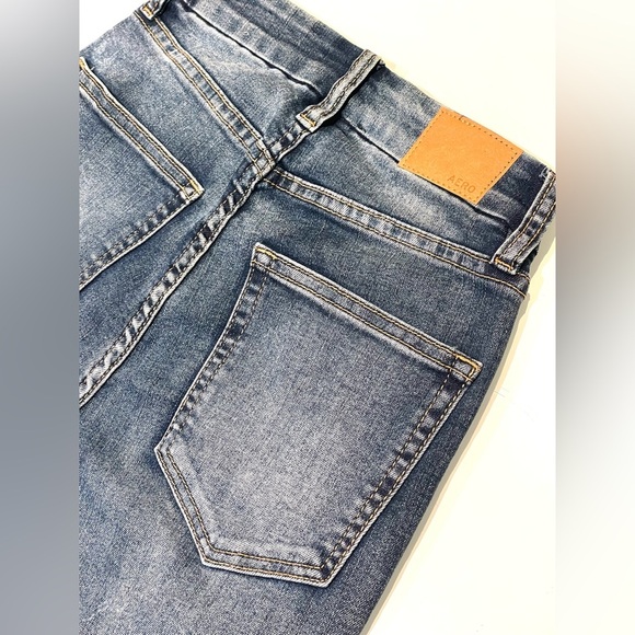 *NEW* Aeropostale High Rise Seriously Stretchy Curvy Fit Jegging Denim Jeans - Picture 10 of 11